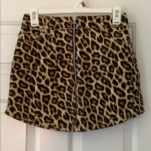 Forever 21 Cheetah Print Skirt